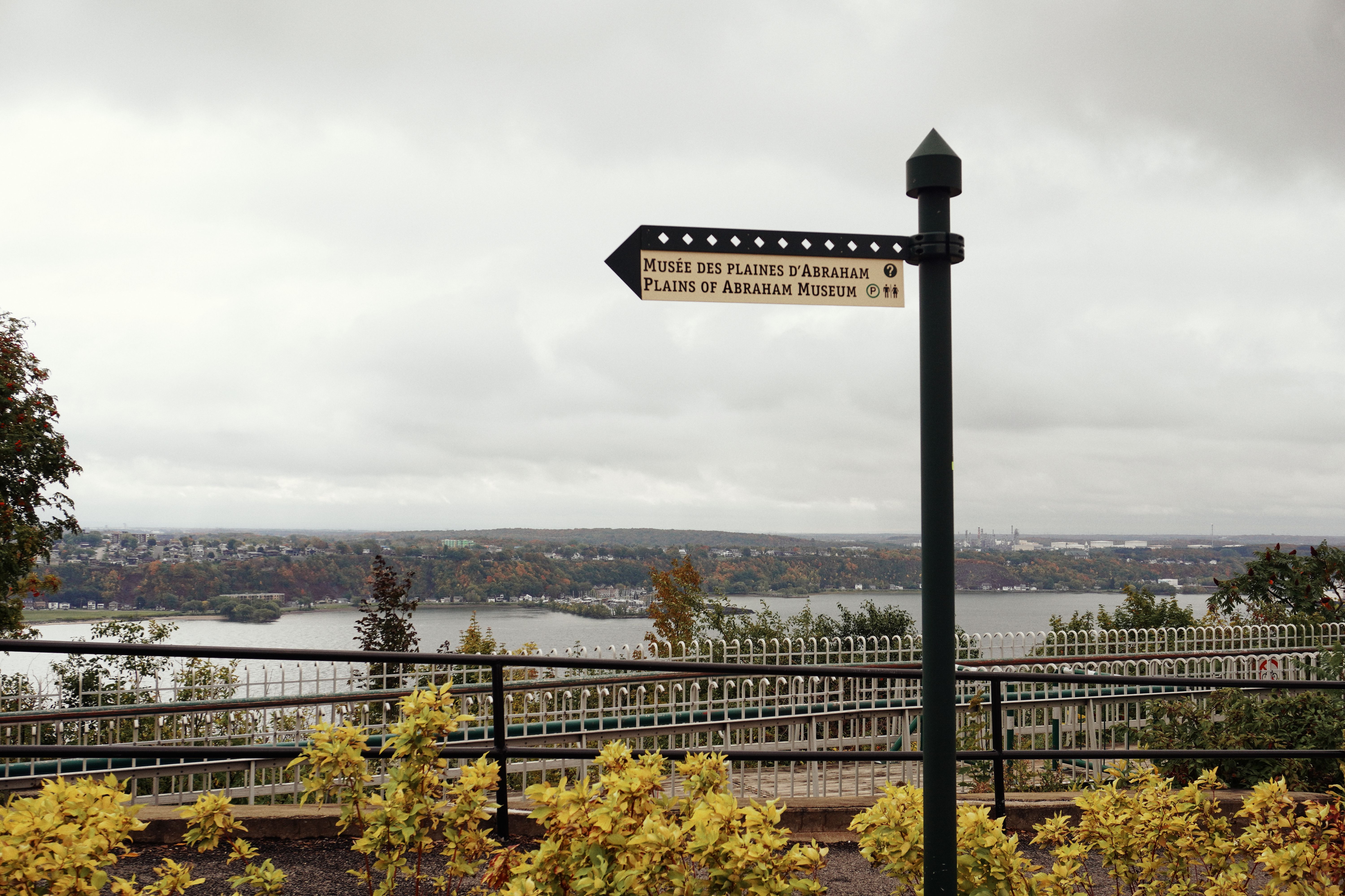 Vue sur le fleuve depuis les plaines d'Abraham à Québec